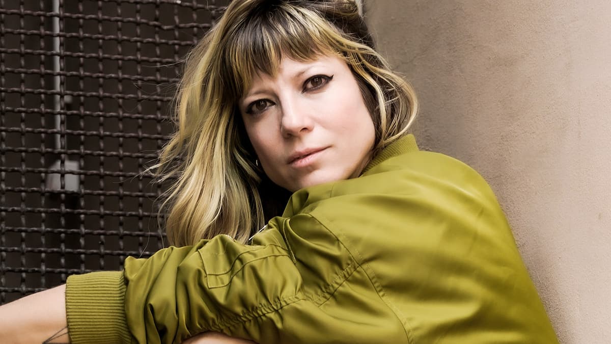 Pse Mieze Katz këndon në albumin e saj të parë debutues me Hildegard Knef