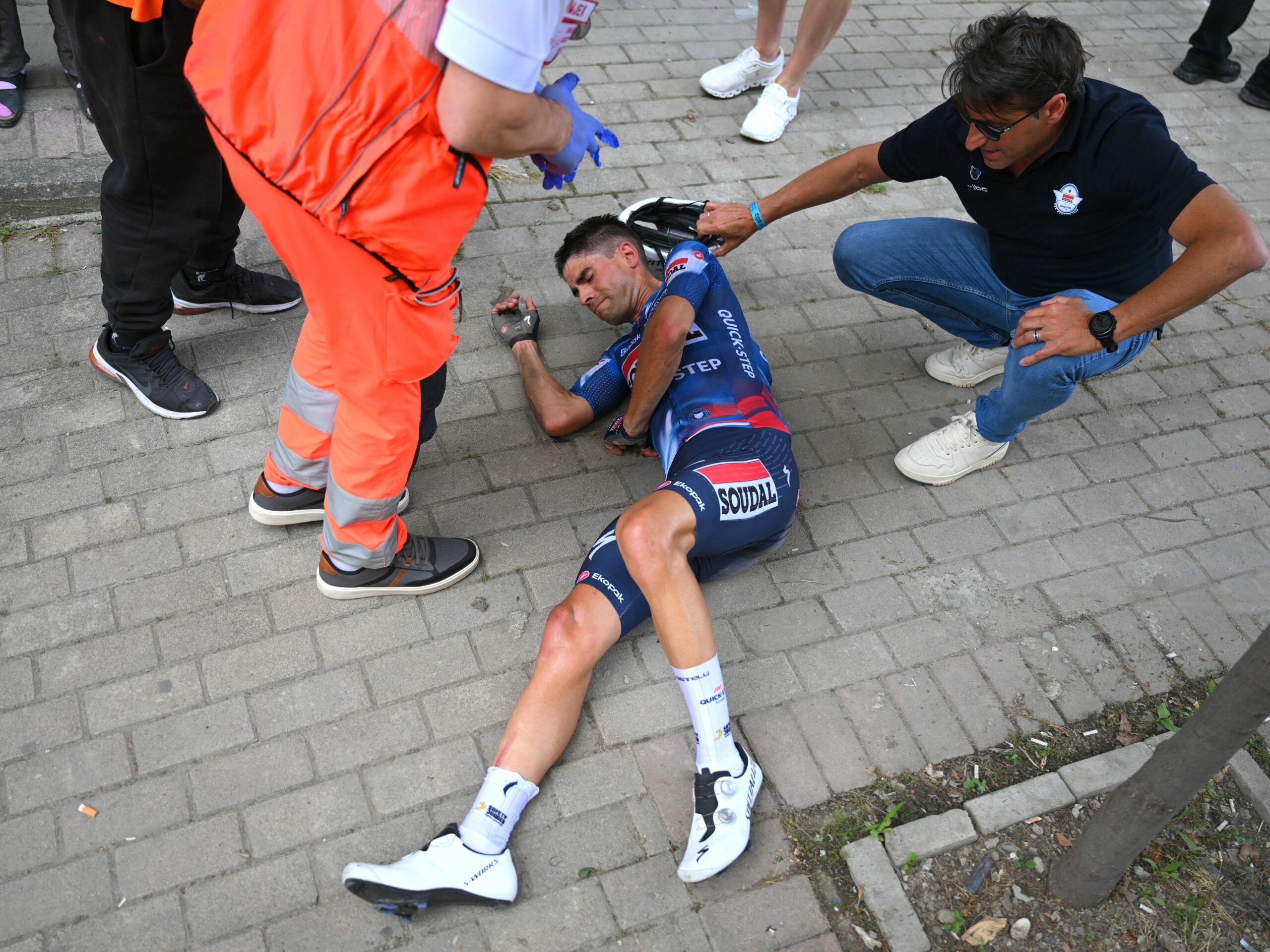 Mikel Landa thyer një vertebra