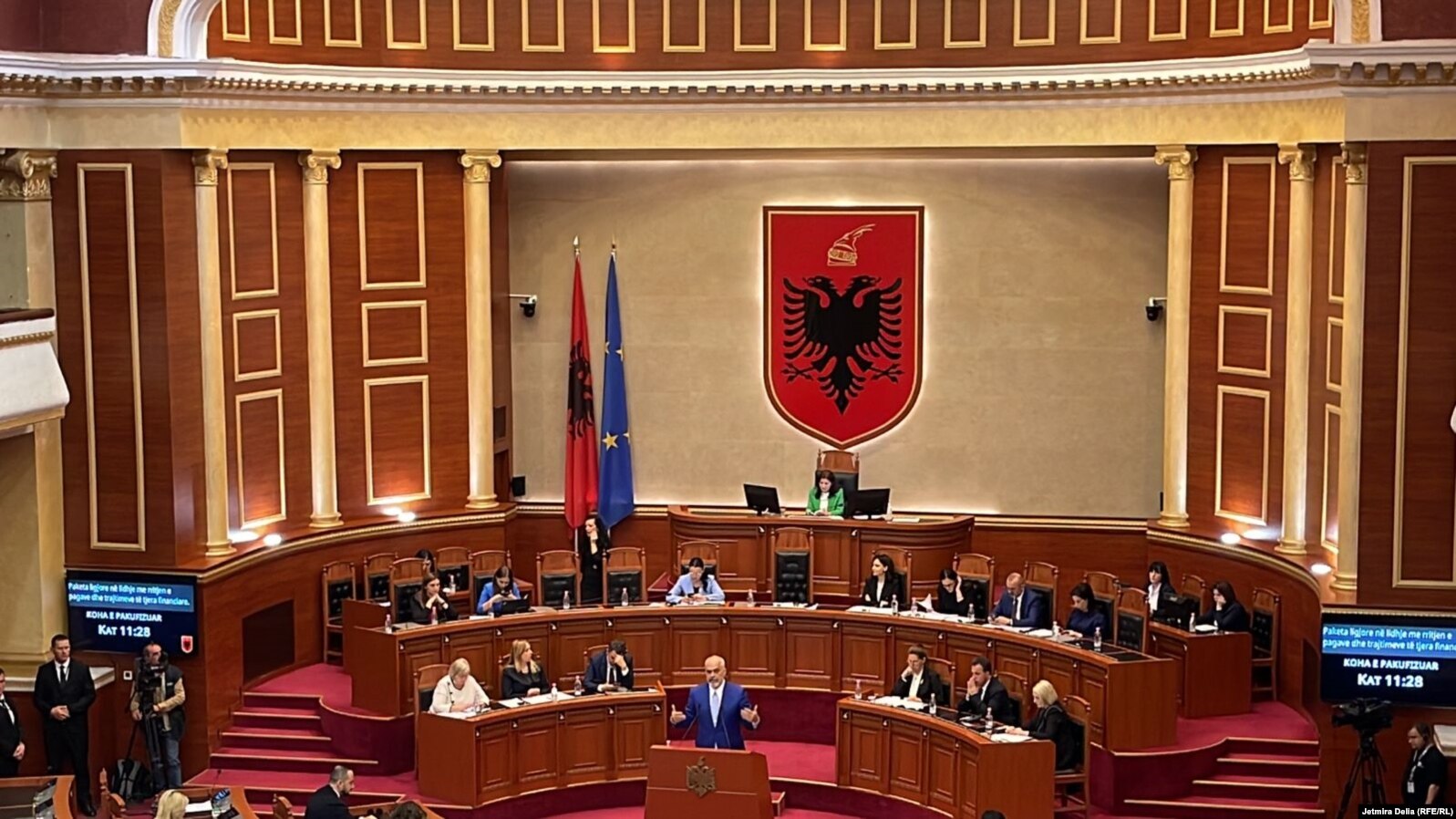Shpërndarja e mandateve në Parlamentin e Shqipërisë, projeksionet: PS 83 deputetë, Aleanca e PD’së 51