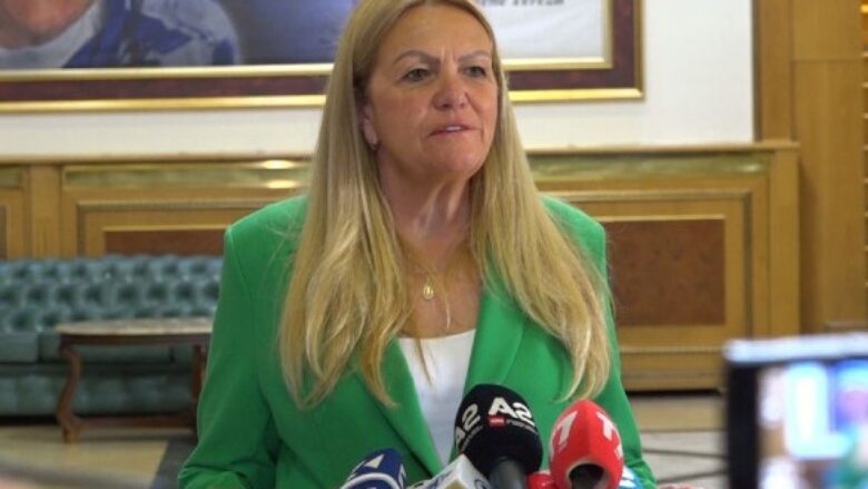 ​Kadrijaj para mediave: Për respekt jemi ndal sot këtu, ndoshta do të ishte mirë edhe ju të abstenoni