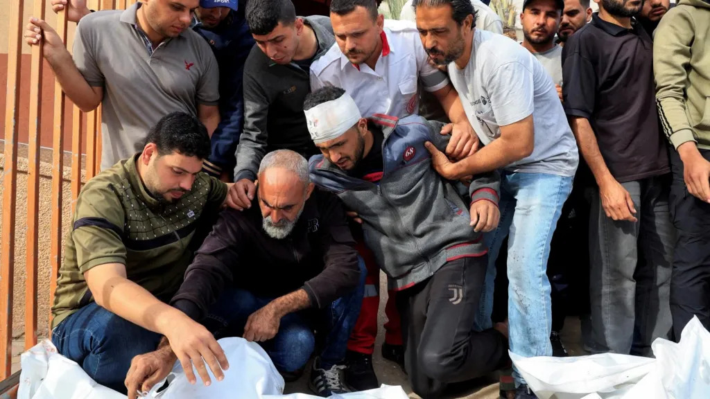 Sulmet ajrore izraelite vrasin të paktën 114 palestinezë në Rripin e Gazës