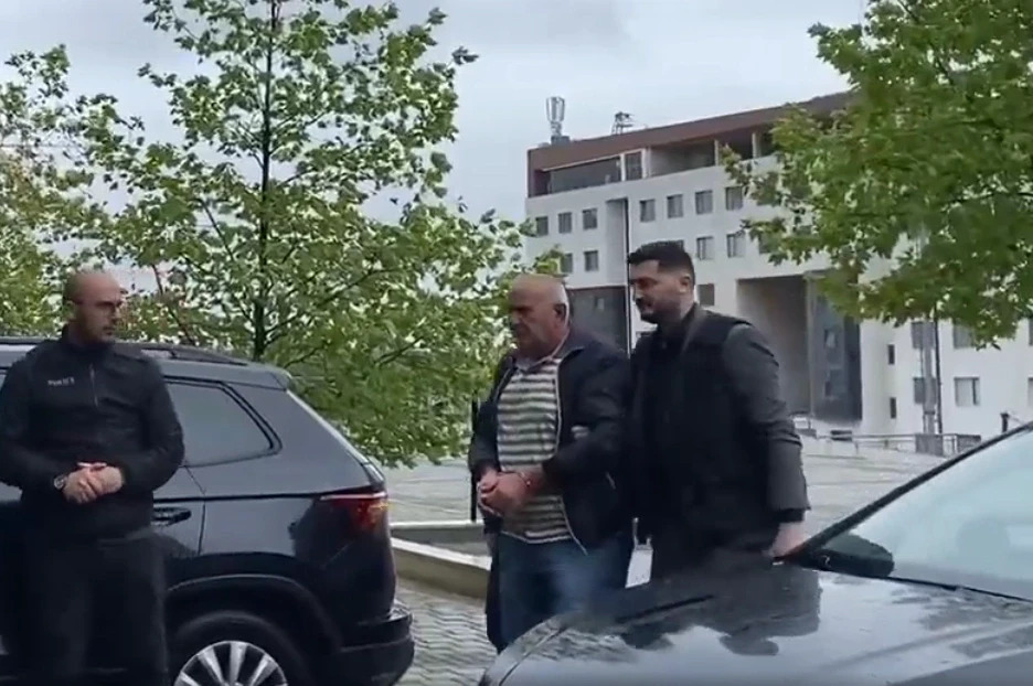 Sillet në gjykatë ish-komandanti serb i dyshuar për krime lufte