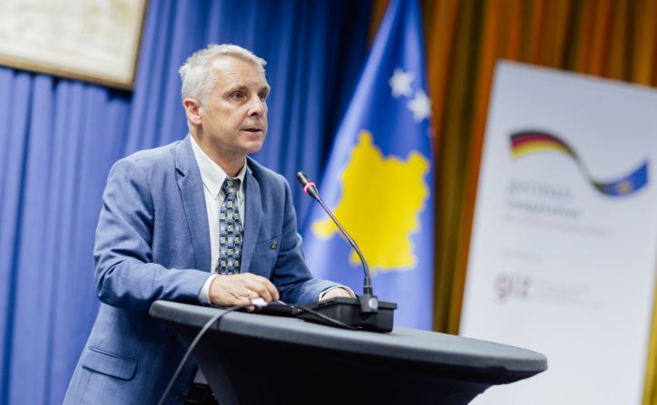 Rohde për ngërçin politik: Edhe në një lojë futbolli, nëse dështon, duhet të ndërrohet lojtari