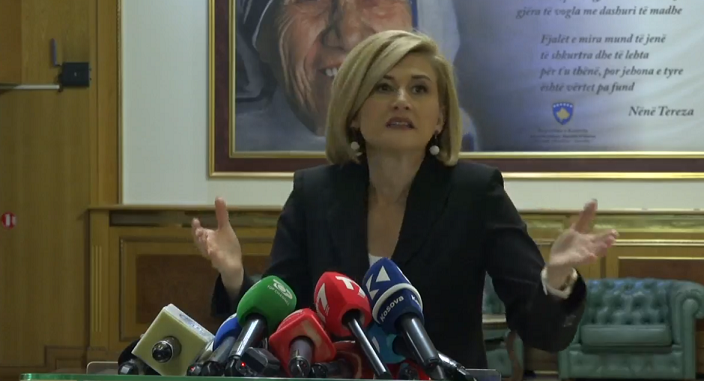 Përpjekja e VV’së për t’i rralluar seancat konstituive, Kusari-Lila ia hedh fajin opozitës