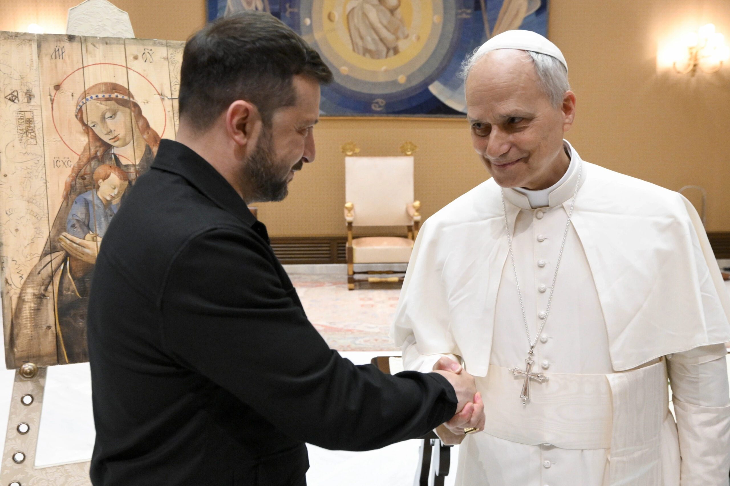 Papa Leoni XIV takohet me Zelenskyn, flasin për paqen në Ukrainë
