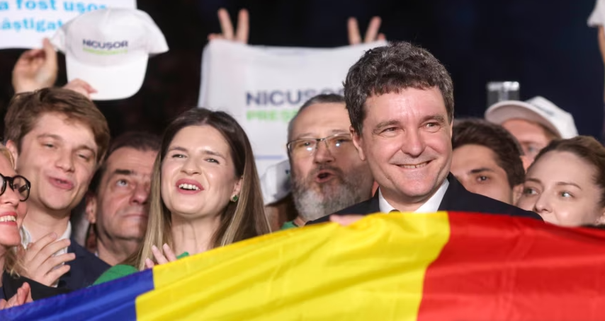 Exit Poll-et: Kryetari i Bukureshtit në epërsi të papritur në zgjedhjet në Rumani