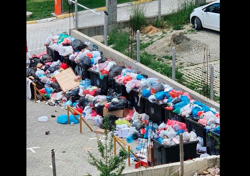Prishtina përballet me grumbullim mbeturinash, IKShPK: Rrezik nga përhapja e hepatitit A e kolerës
