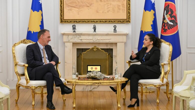 Konstituimi i Kuvendit, Osmani takon Limajn