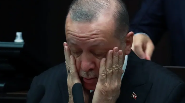 Erdogan thotë se s’do të kandidojë më për president, kërkon kushtetutë të re, opozita: Jo që s’do, por s’mundesh