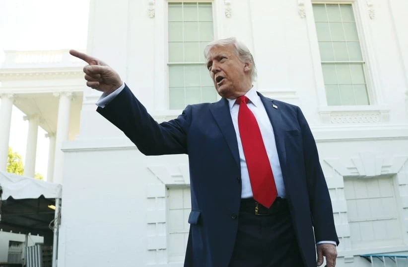 Trumpi kërcënon BE-në me tarifa të reja, paralajmëron tarifa edhe për Iphonët që prodhohen jashtë Amerikës