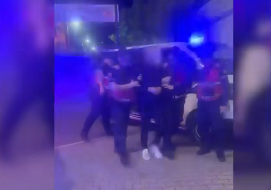 Arrestohet në Lezhë 28-vjeçari, do të ekstradohet në Kosovë – Ishte në kërkim ndërkombëtar për vjedhje të rëndë