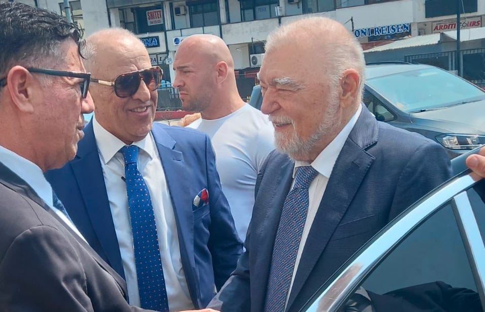 Me nismë të LDK-së, Stipe Mesiq shpallet qytetar nderi i Gjilanit, Haziri: Na kishte këshilluar kur negociohej për statusin final të Kosovës