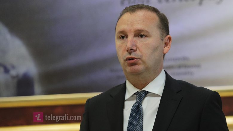Zemaj para nisjes së seancës: VV-ja të hapë rrugë