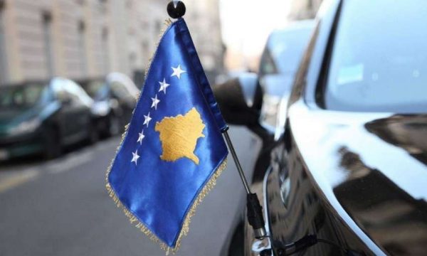 Ambasada e Kosovës në SHBA u jep detaje mediave amerikane rreth marrëveshjes për pranim të migrantëve
