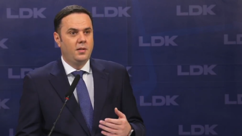 Qeveri e tranzicionit, Abdixhiku prezanton planin 15 pikësh