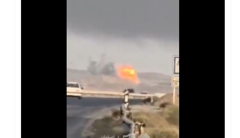 Një banor filmon pamjet e momentit kur Izraeli nis sulmet në Iran, video postohet në rrjetet sociale