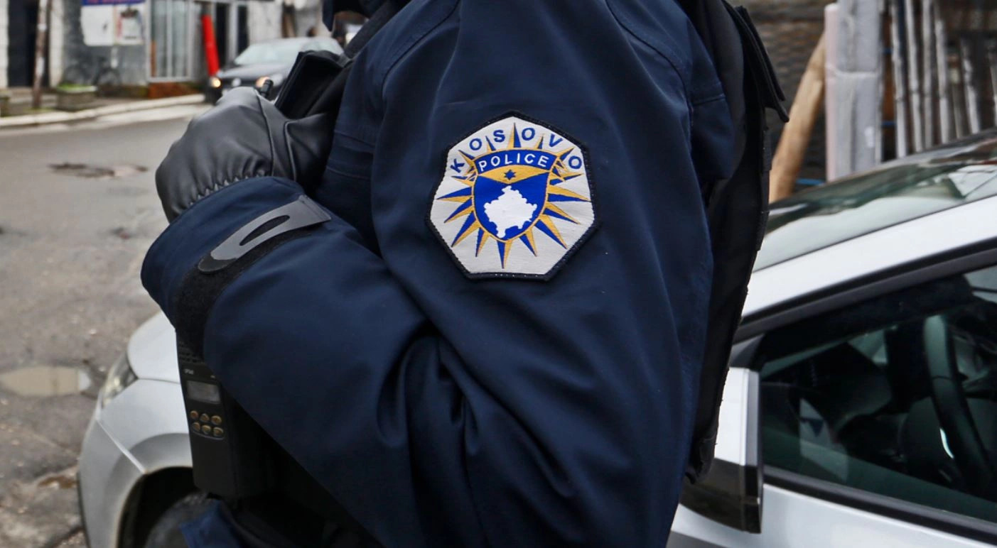 Policia do ta largojë me forcë serbin që iu hoq shtetësia e Kosovës