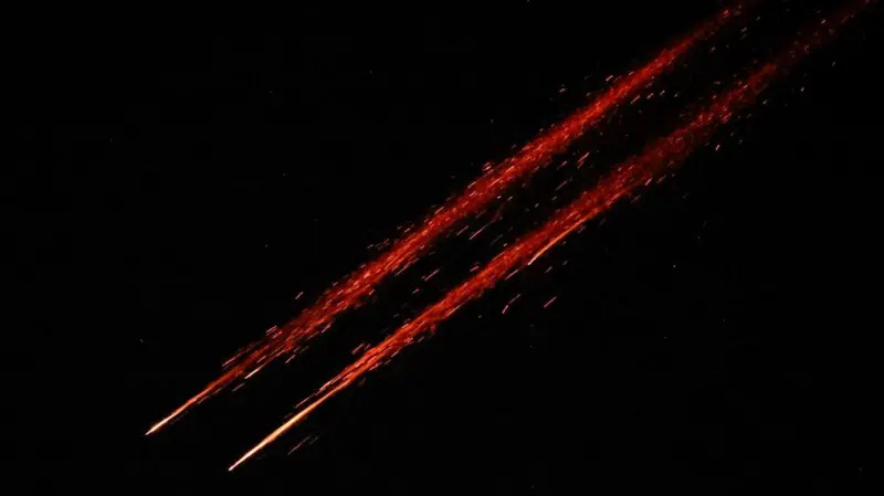 Televizioni shtetëror iranian njofton për një valë të re sulmesh me raketa dhe dronë mbi Izraelin