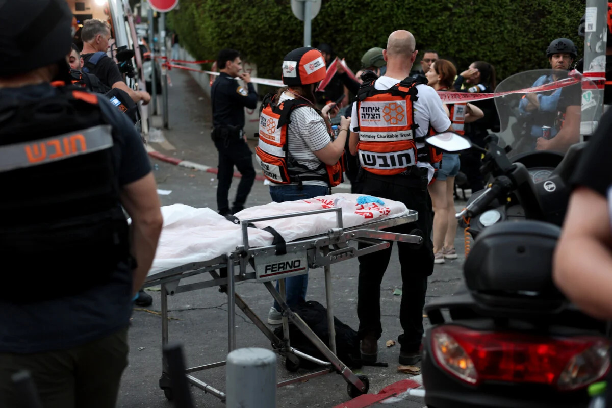 Rrugët e Tel Avivit në rrënoja pas sulmit, banorët e frikësuar: U larguam ngadalë sepse kishim frikë