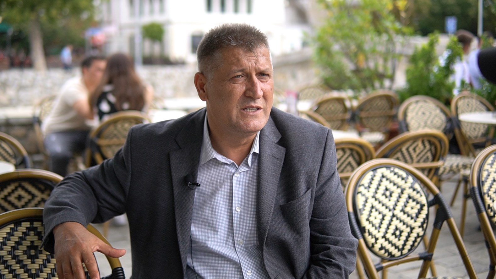 Zafir Berisha ia kujton Kurtit se është i pa shtëpi pasi i quajti nomadë “opozitarët”