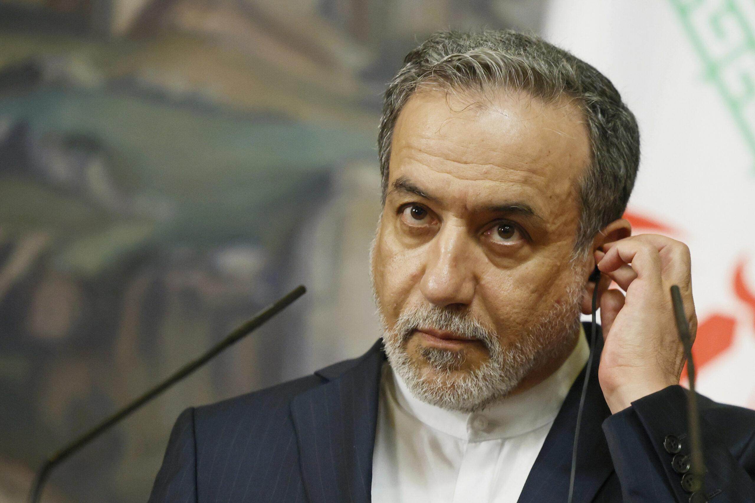 Kryediplomati iranian paralajmëron: Përfshirja e SHBA-së do të ishte ‘shumë, shumë e rrezikshme’