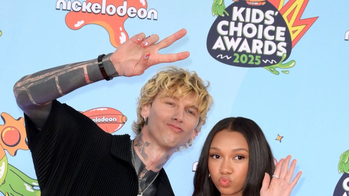 “Kids Choice Awards”: Vajza e tij shoqëron mitralozin Kelly
