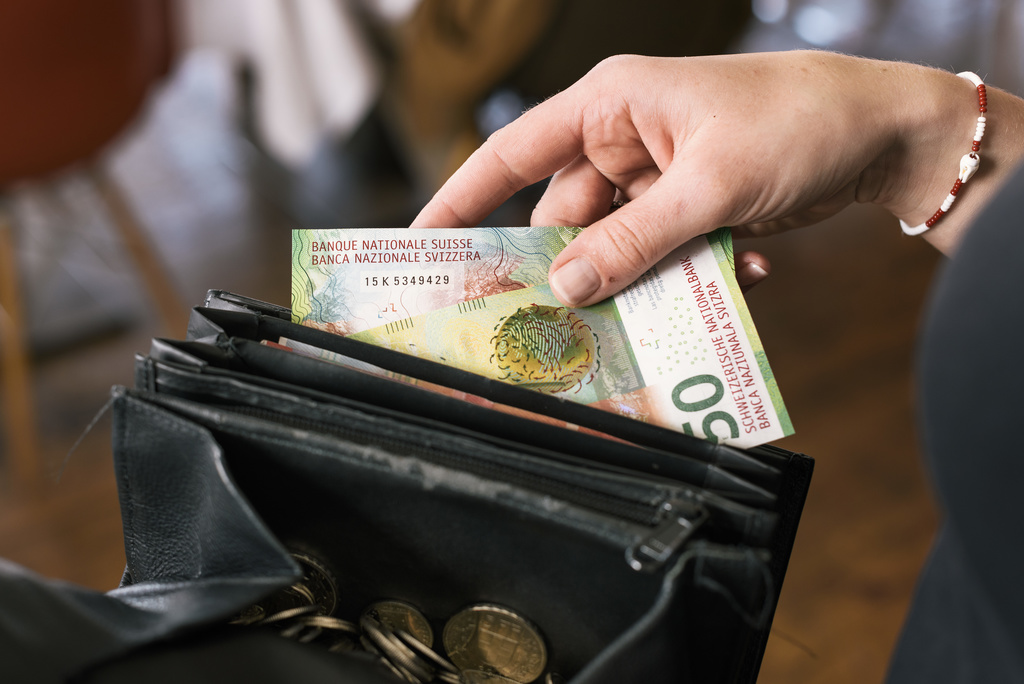 Kosovarja fsheh pasurinë prej 350,000 frangash për të marrë ulje të primeve