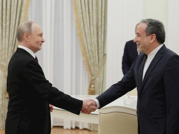 Ministri i Jashtëm iranian do të takohet sot me Putinin