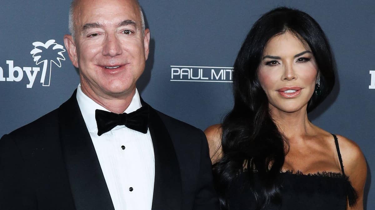 Para Dasmës së Venecias: Jeff Bezos dhe Lauren Sánchez festojnë festën e shkumës