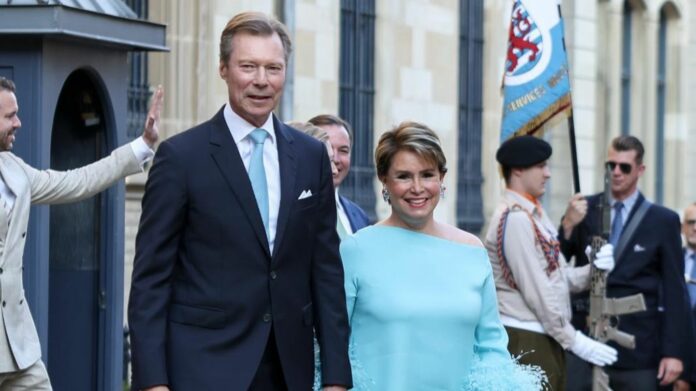 1750698142_news_image_image.gala_.de24402498t32v5w1440r1.7778grossherzoginmariateresateaser.jpg.jpeg