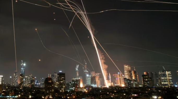 Izraeli thotë se pranoi armëpushimin pasi ‘eliminoi kërcënimin bërthamor dhe raketor të Iranit’