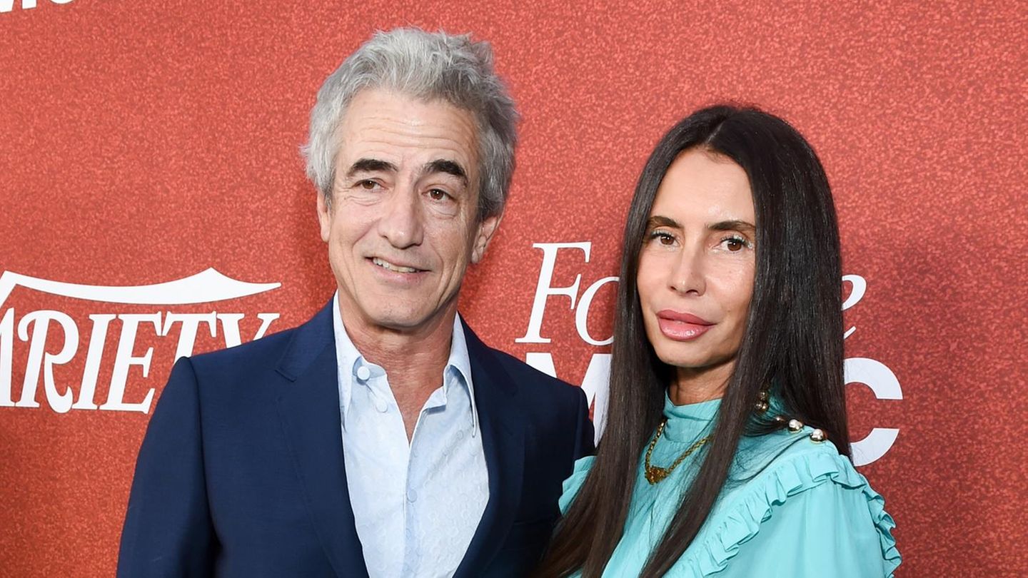 Dermot Mulroney: Aktori paraqet divorcin pas 14 vjetësh – dhe merr hap të pazakontë