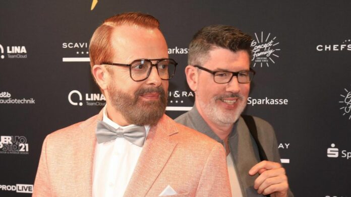 1750759421_news_image_image.gala_.de24399878tWcv7w1440r1.7778rossantonypaulreeves.jpg.jpeg