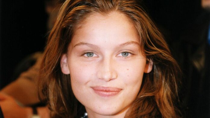 1750790323_news_image_image.gala_.de24404376tKHv4w1440r1.777890ssupermodelsletiziacasta1998.jpg.jpeg