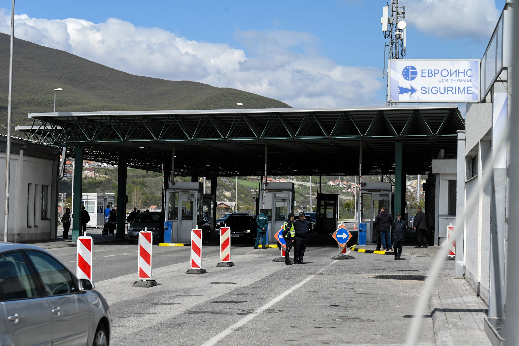 Serbia thotë se Kosova e ka dëbuar edhe një polic serb