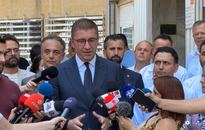 Ligji për përfaqësim të drejtë, Mickoski: Nuk mbajnë vërejtjet dhe kritikat e opozitës shqiptare