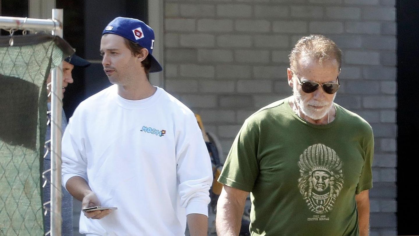 Arnold Schwarzenegger: Arnold Schwarzenegger pendohet për ndarjen e djalit Patrick dhe Miley Cyrus