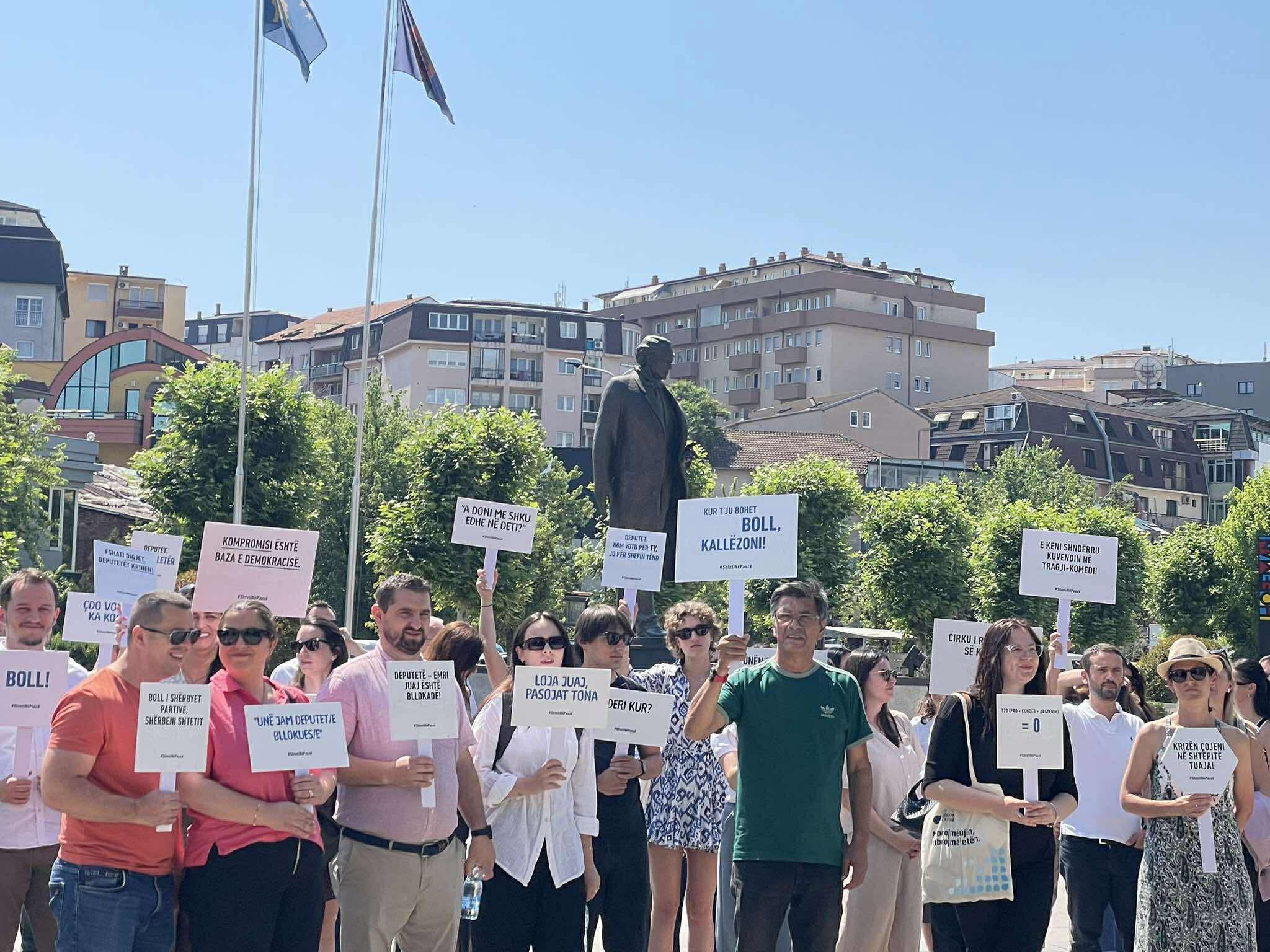 Ambasada gjermane mbështet protestën te Kuvendi: Vendi së pari, politika partiake e dyta