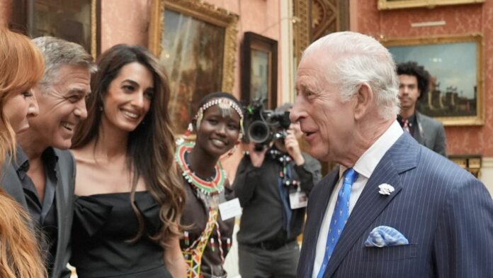 1750888913_news_image_image.gala_.de24405506tfyv3w1440r1.777825herzlicheswiedersehenmitcharles11spotonarticle1103218.jpg.jpeg