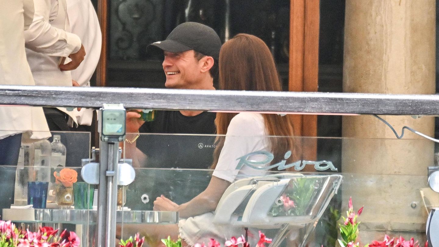 Orlando Bloom: Identiteti i zbuluar! Me të, Orlando Bloom flirton pasi të ndahet nga Katy Perry në Venecia