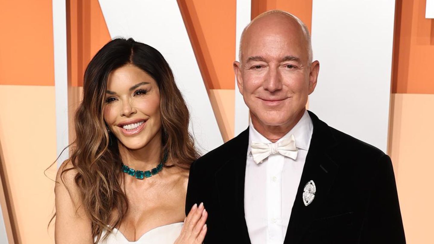 Lauren Sánchez Bezos: Lauren Sánchez Bezos shkruan histori me veshjen e saj të dasmës