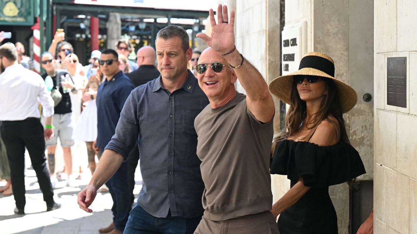 Jeff Bezos + Lauren Sánchez: Një ditë pas dasmës, nuk ka asnjë gjurmë të varjes