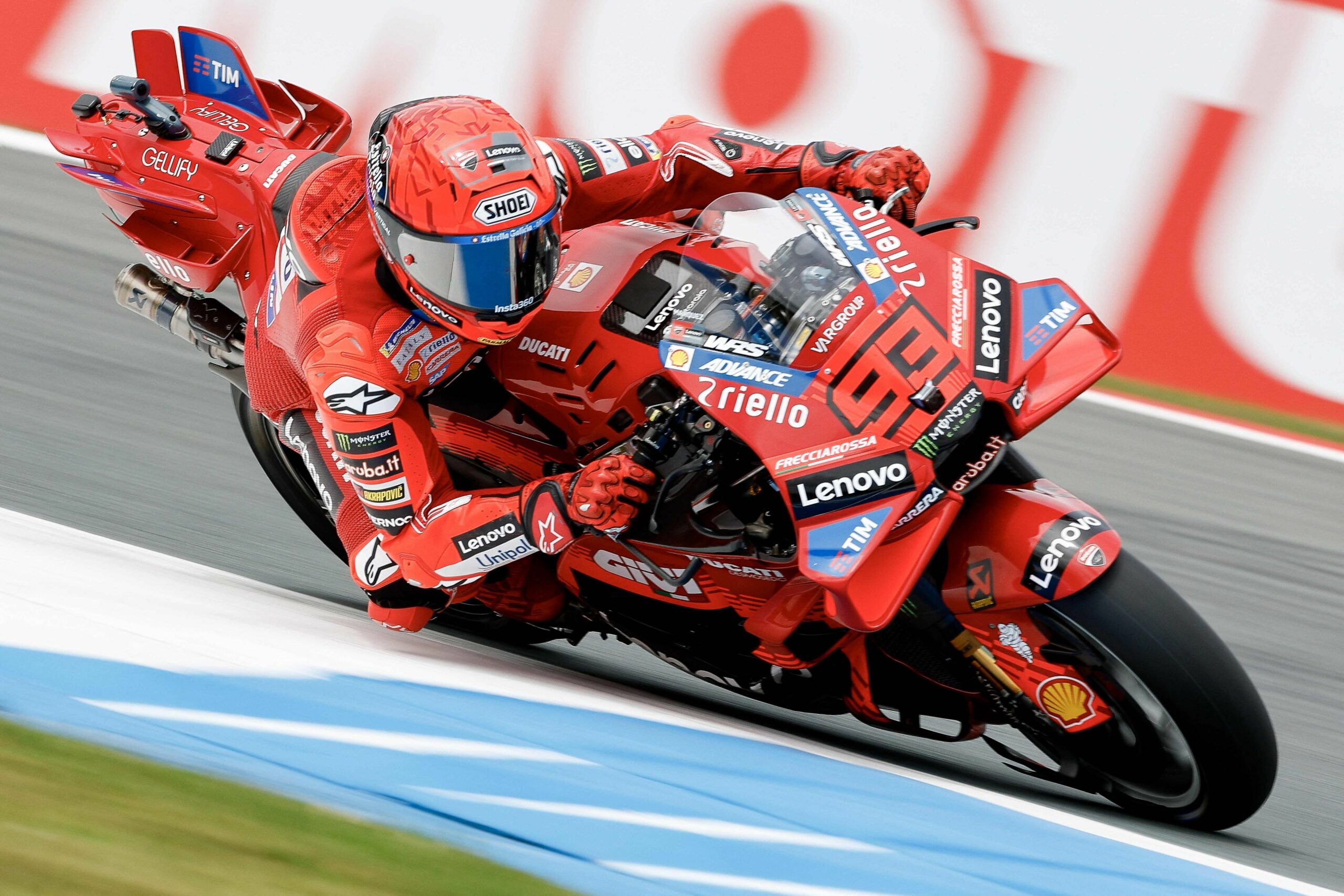 Marc Marquez fiton një sprint të nëntë nga 10 në Assen
