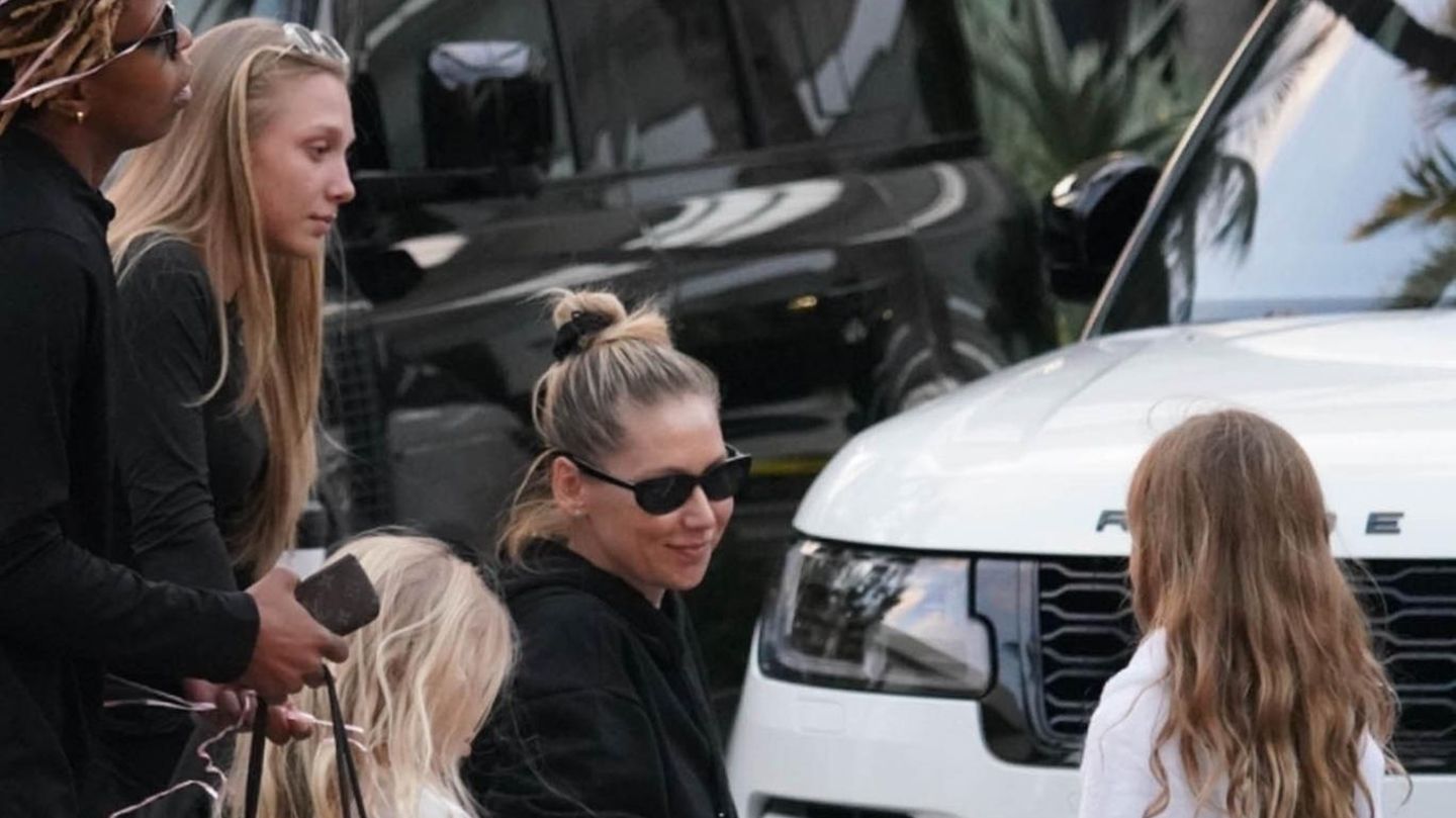 Anna Kournikova: Anna Kournikova mund të shkojë përsëri
