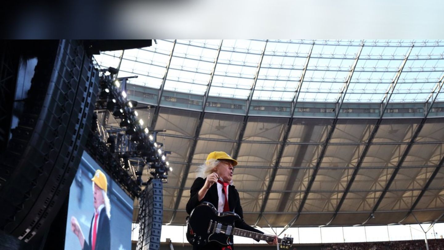 AC/DC Rock Stadiumi Olimpik: Angus Young siguron jubilimin në Berlin