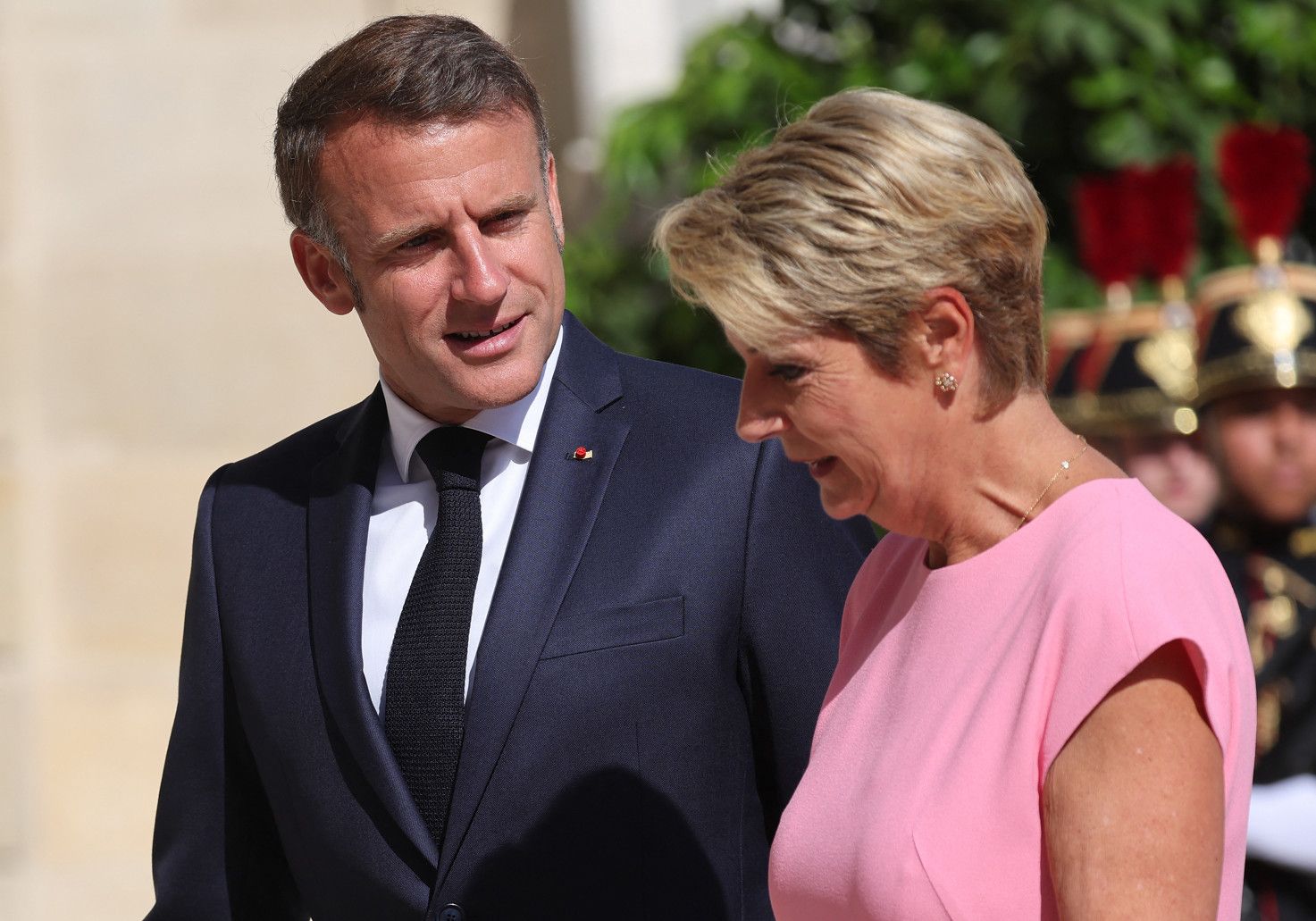 Në Élysée, Keller-Sutter merr mbështetjen e Macron