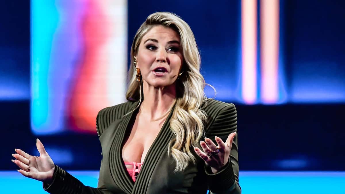 Beatrice Egli prish koncertin e saj