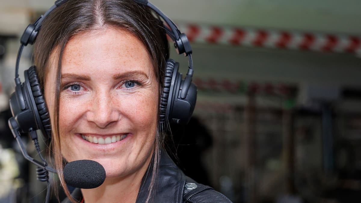 Pra, premiera SRF e komentatorit të TV Rachel Rinast ishte: gjerman shumë i lartë, shumë i fortë, shumë i sjellshëm, shumë kompetent