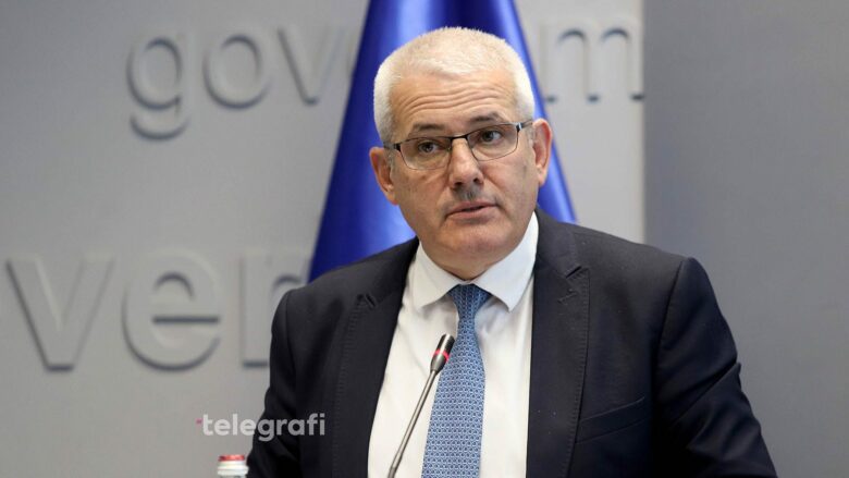 Rreziku nga temperaturat e larta, ndalohen fishekzjarrët dhe ndezja e zjarreve për piknik