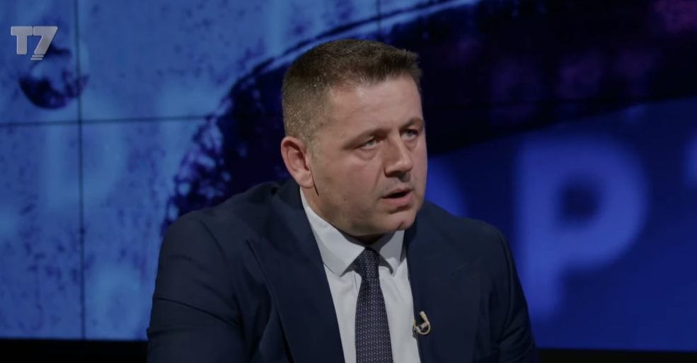 Alarmi për bombë, Berisha: Mund të bëhen të vërteta kur s’ka institucione për një kohë të gjatë